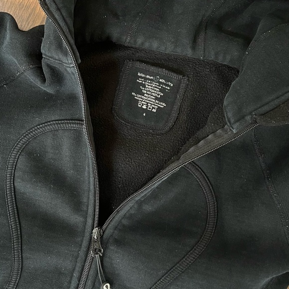 Lululemon Black Scuba Hoodie Size 4 - Picture 2 of 4